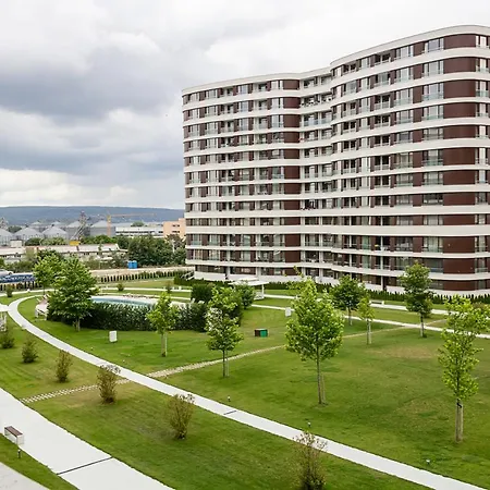 The Residential 1-bd With An Outdoor Thermal Pool By Flat Mаnager * فارنا