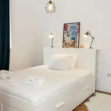 The Residential 1-bd With An Outdoor Thermal Pool By Flat Mаnager Apartment